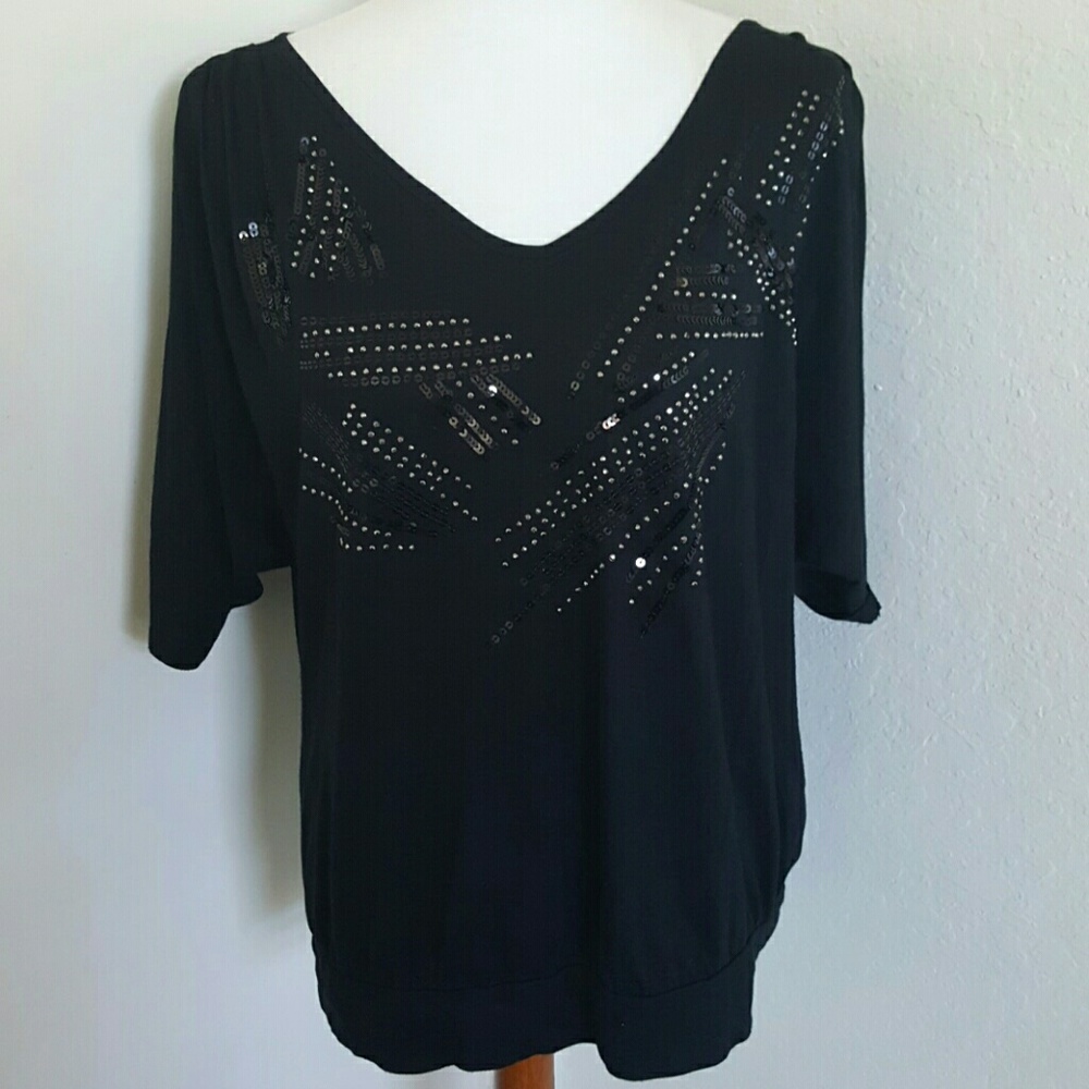 Elle black Women's Top Size M